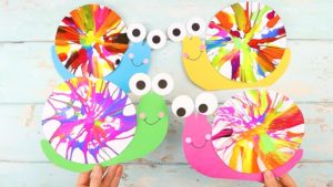 Spin Art Snails - Arty Crafty Kids