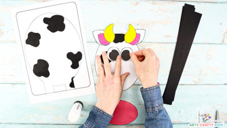 3D Paper Cow Craft - Arty Crafty Kids