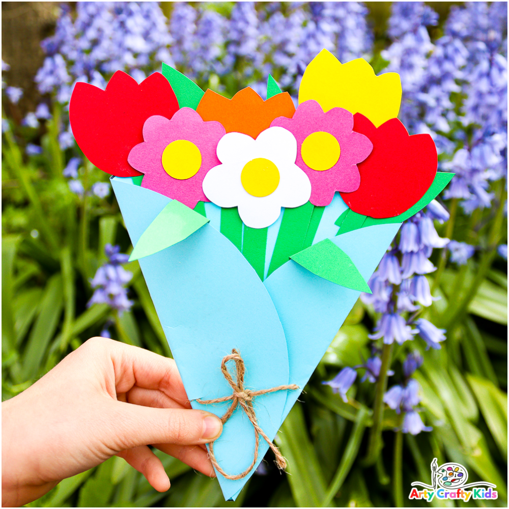 How to make easy construction paper tulips  Construction paper crafts, Construction  paper flowers, Easy crafts for kids