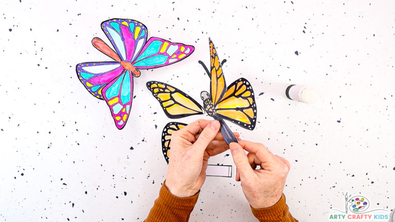 Butterfly Finger Puppet Craft - Arty Crafty Kids