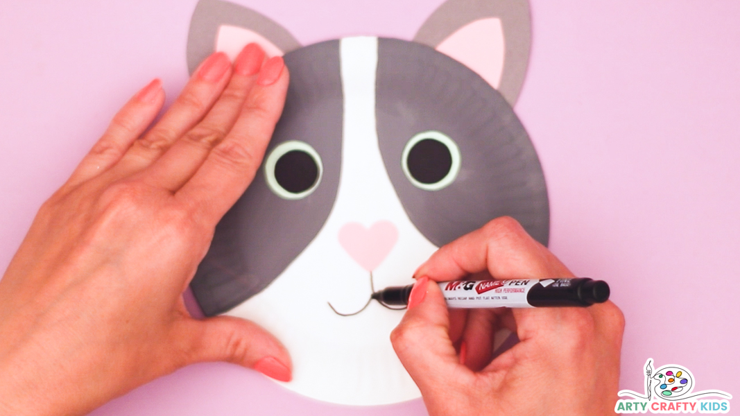 How To Make A Paper Plate Cat Craft (step-by-step Guide) - Arty Crafty Kids