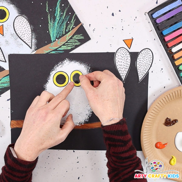 Sponge Painted Snowy Owl Craft Arty Crafty Kids   Sponge Painted Snowy Owl Craft 13 600x600 