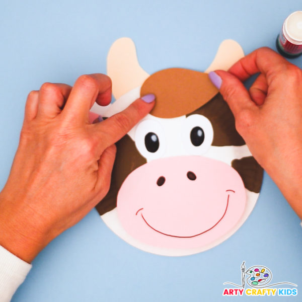 Paper Plate Cow Craft - Arty Crafty Kids